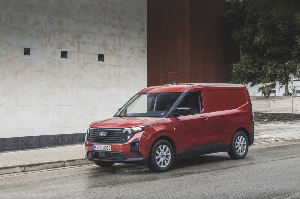 nieuwe Ford Transit Courier