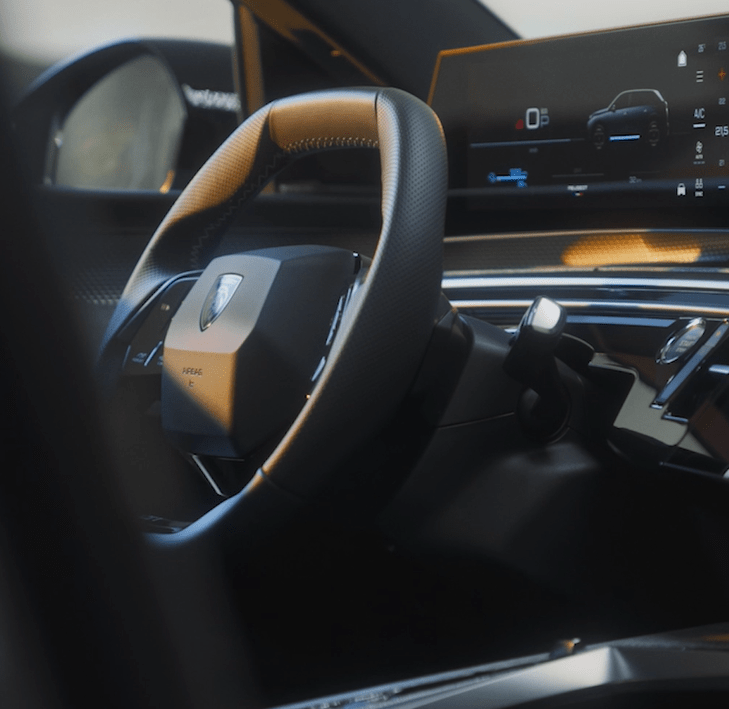 eerste beelden nieuwe Peugeot E-5008