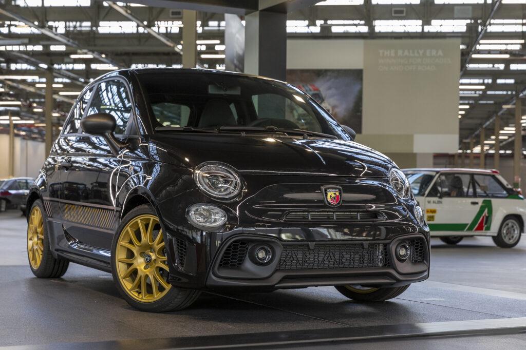 Abarth 695 75° Anniversario hoofdrolspeler